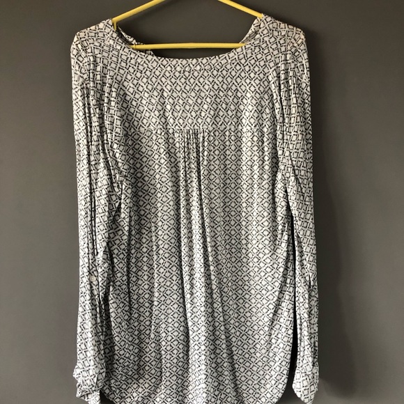 | DALIA | Blouse - Picture 3 of 6